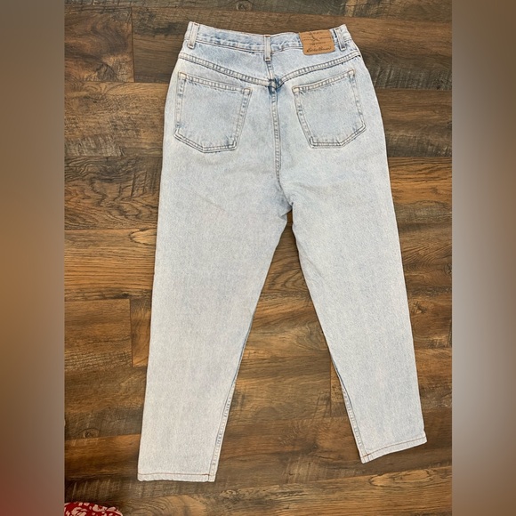 Eddie Bauer Denim high-wasted jeans - Picture 2 of 8